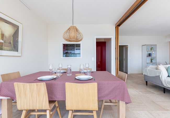 Apartment in Villefranche-sur-Mer - Amazing Sea View 2 Bdr - Swimming Pool & Parking Apartment in Villefranche-sur-Mer - Amazing Sea View 2 Bdr - Swimming Pool & Parking