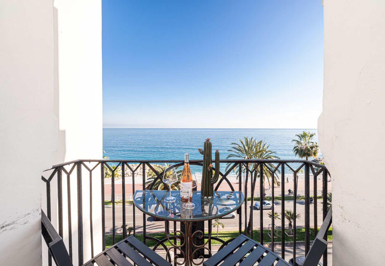 Apartment in Nice - Sea view - 2 Bdr Promenade des Anglais