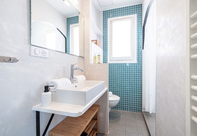 Apartment in Villefranche-sur-Mer - Sea View - 100m from Port Extraordinary 3 Bdr Apartment in Villefranche-sur-Mer - Sea View - 100m from Port Extraordinary 3 Bdr