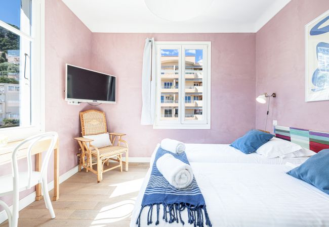 Apartment in Villefranche-sur-Mer - Sea View - 100m from Port Extraordinary 3 Bdr Apartment in Villefranche-sur-Mer - Sea View - 100m from Port Extraordinary 3 Bdr