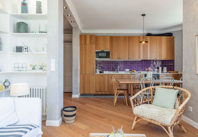 Apartment in Villefranche-sur-Mer - Sea View - 100m from Port Extraordinary 3 Bdr Apartment in Villefranche-sur-Mer - Sea View - 100m from Port Extraordinary 3 Bdr