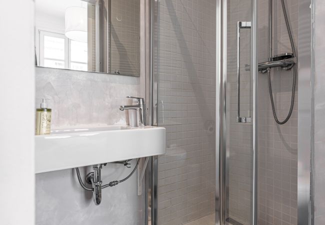 Apartment in Villefranche-sur-Mer - Sea View - 100m from Port Extraordinary 3 Bdr Apartment in Villefranche-sur-Mer - Sea View - 100m from Port Extraordinary 3 Bdr