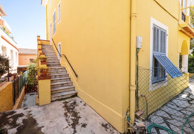 Apartment in Villefranche-sur-Mer - Sea View - 100m from Port Extraordinary 3 Bdr Apartment in Villefranche-sur-Mer - Sea View - 100m from Port Extraordinary 3 Bdr