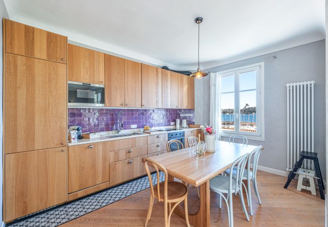 Apartment in Villefranche-sur-Mer - Sea View - 100m from Port Extraordinary 3 Bdr Apartment in Villefranche-sur-Mer - Sea View - 100m from Port Extraordinary 3 Bdr