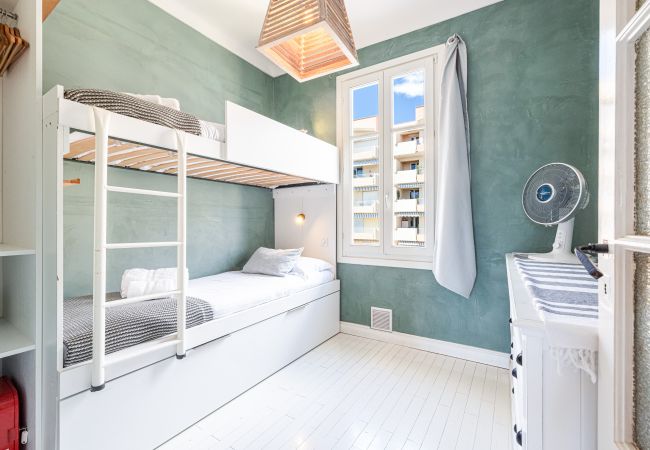 Apartment in Villefranche-sur-Mer - Sea View - 100m from Port Extraordinary 3 Bdr Apartment in Villefranche-sur-Mer - Sea View - 100m from Port Extraordinary 3 Bdr