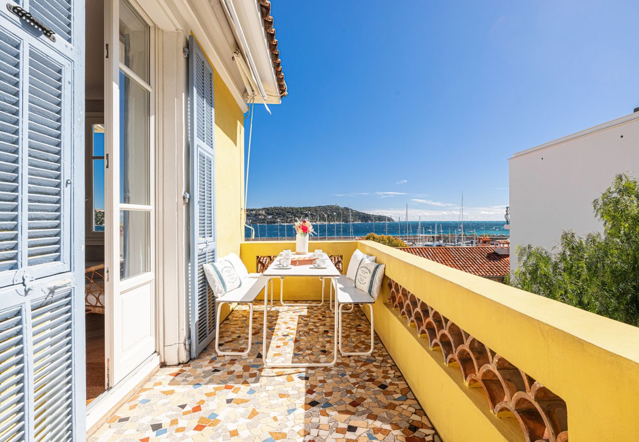 Apartment in Villefranche-sur-Mer - Sea View - 100m from Port Extraordinary 3 Bdr