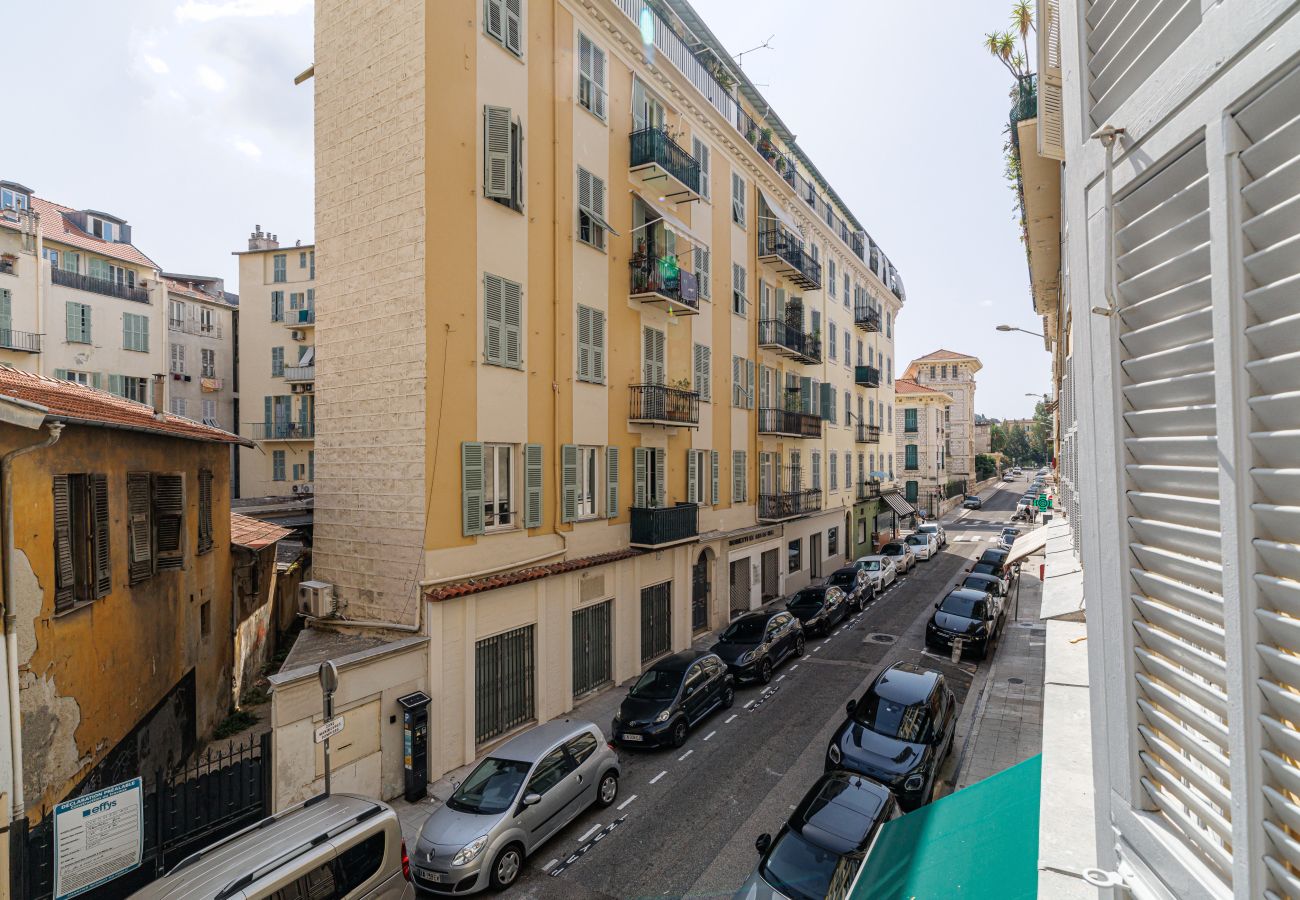Studio in Nice - Bright & Charming City Center Studio