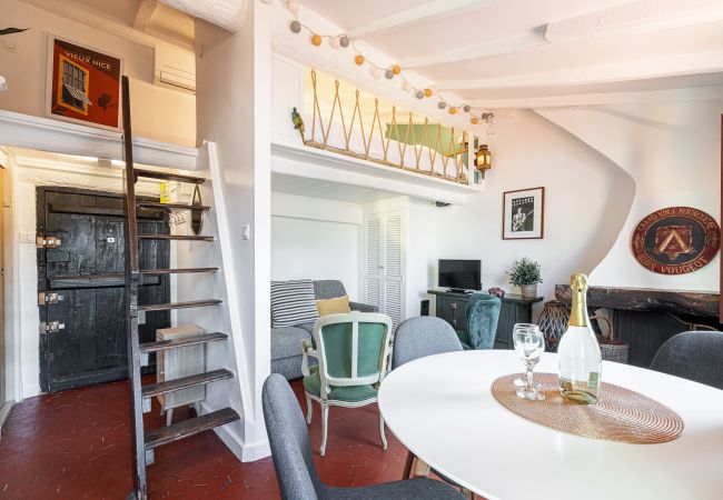 Apartment in Nice - Charming Apartment Old Town Apartment in Nice - Charming Apartment Old Town