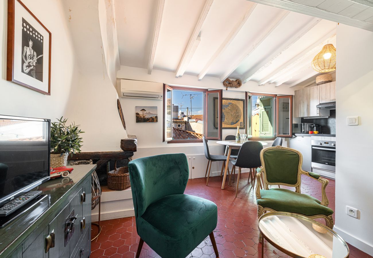 Apartment in Nice - Charming Apartment Old Town