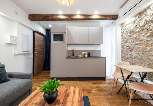 Studio in Nice - Pretty & Quiet Studio in Port Area Studio in Nice - Pretty & Quiet Studio in Port Area