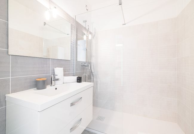 Apartment in Villefranche-sur-Mer - Extraordinary Sea View - 1 Bdr with AC Apartment in Villefranche-sur-Mer - Extraordinary Sea View - 1 Bdr with AC