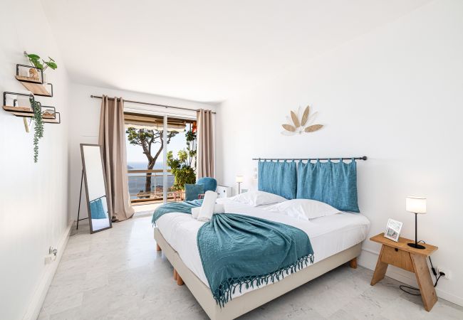 Apartment in Villefranche-sur-Mer - Extraordinary Sea View - 1 Bdr with AC Apartment in Villefranche-sur-Mer - Extraordinary Sea View - 1 Bdr with AC