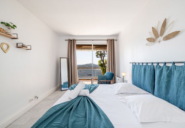 Apartment in Villefranche-sur-Mer - Extraordinary Sea View - 1 Bdr with AC Apartment in Villefranche-sur-Mer - Extraordinary Sea View - 1 Bdr with AC