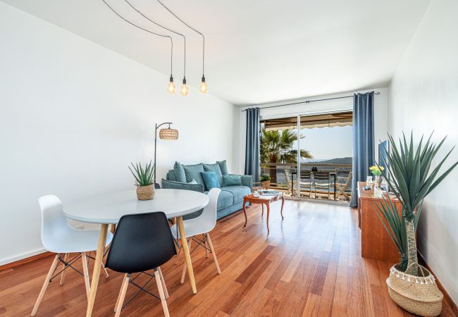 Apartment in Villefranche-sur-Mer - Extraordinary Sea View - 1 Bdr with AC Apartment in Villefranche-sur-Mer - Extraordinary Sea View - 1 Bdr with AC
