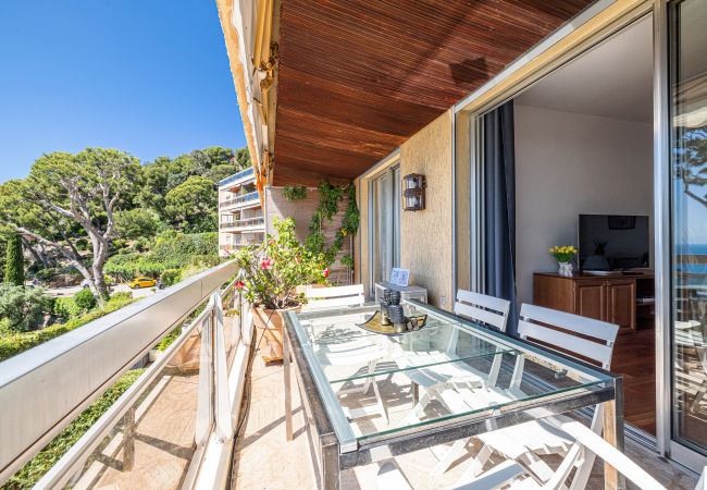 Apartment in Villefranche-sur-Mer - Extraordinary Sea View - 1 Bdr with AC Apartment in Villefranche-sur-Mer - Extraordinary Sea View - 1 Bdr with AC