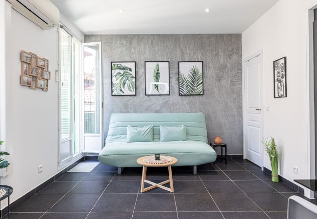 Apartment in Nice - Large & Quiet 1 Bdr at Nice Port Apartment in Nice - Large & Quiet 1 Bdr at Nice Port