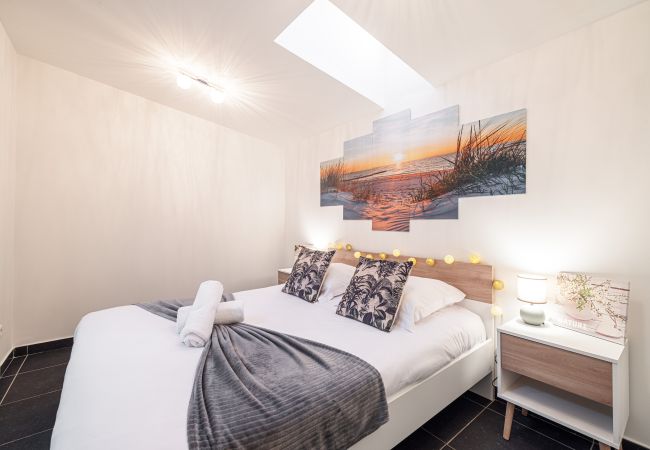 Apartment in Nice - Large & Quiet 1 Bdr at Nice Port Apartment in Nice - Large & Quiet 1 Bdr at Nice Port