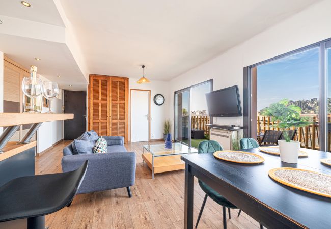 Apartment in Nice - Open Sky Terrace Lage 1 Bdr & Parking Apartment in Nice - Open Sky Terrace Lage 1 Bdr & Parking