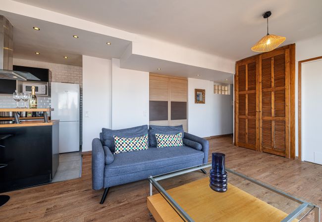 Apartment in Nice - Open Sky Terrace Lage 1 Bdr & Parking Apartment in Nice - Open Sky Terrace Lage 1 Bdr & Parking