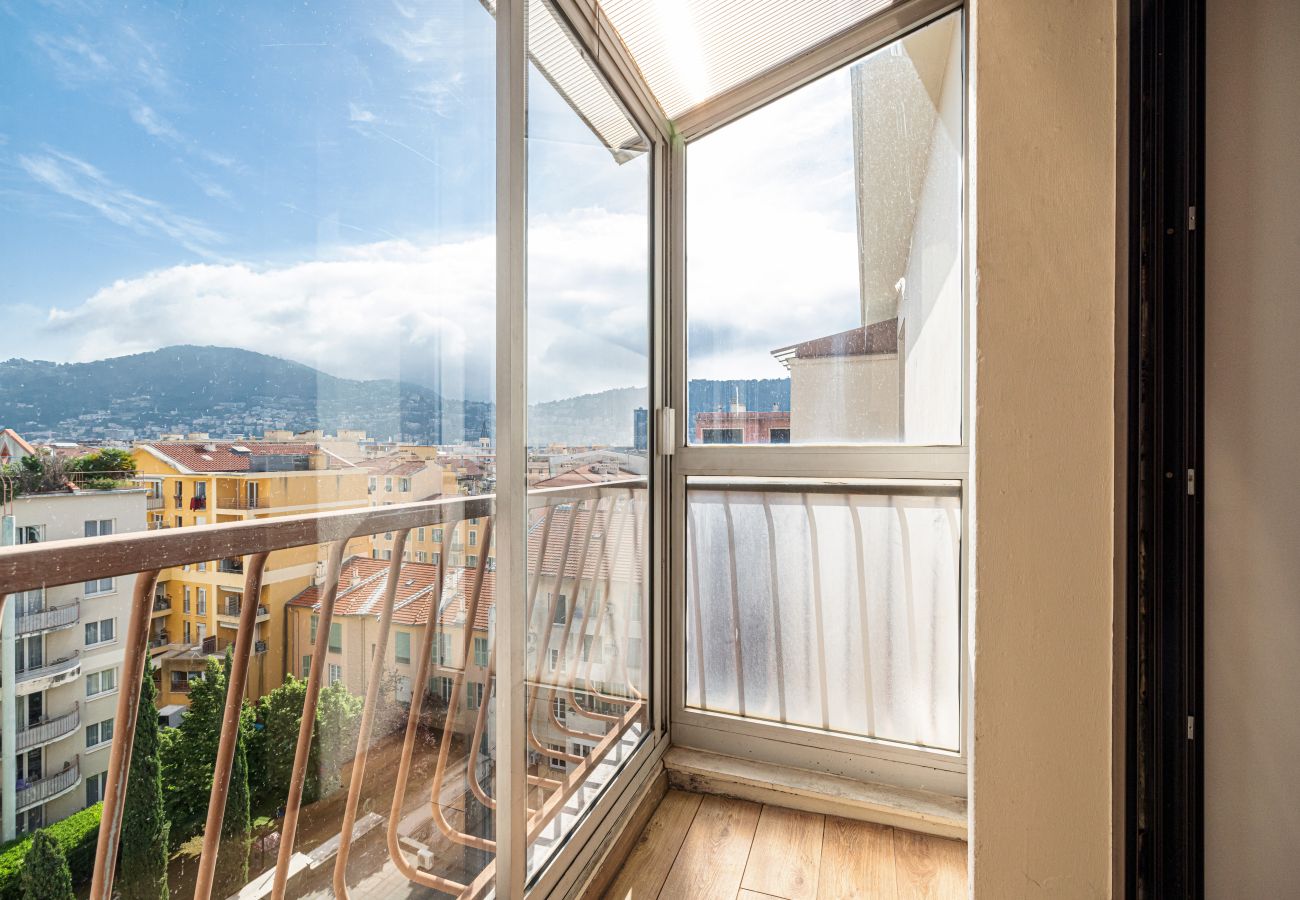 Apartment in Nice - Open Sky Terrace Lage 1 Bdr & Parking