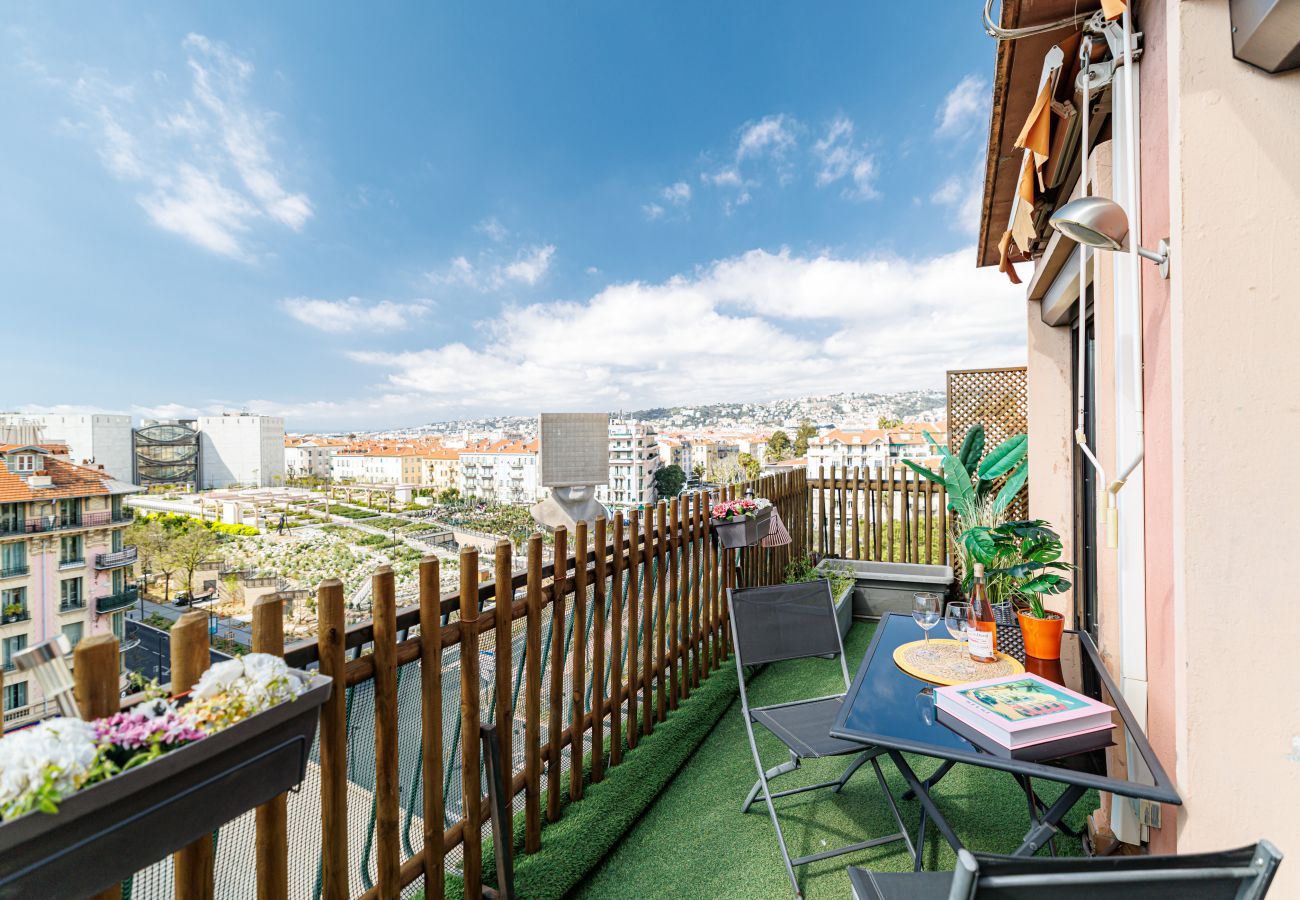 Apartment in Nice - Open Sky Terrace Lage 1 Bdr & Parking