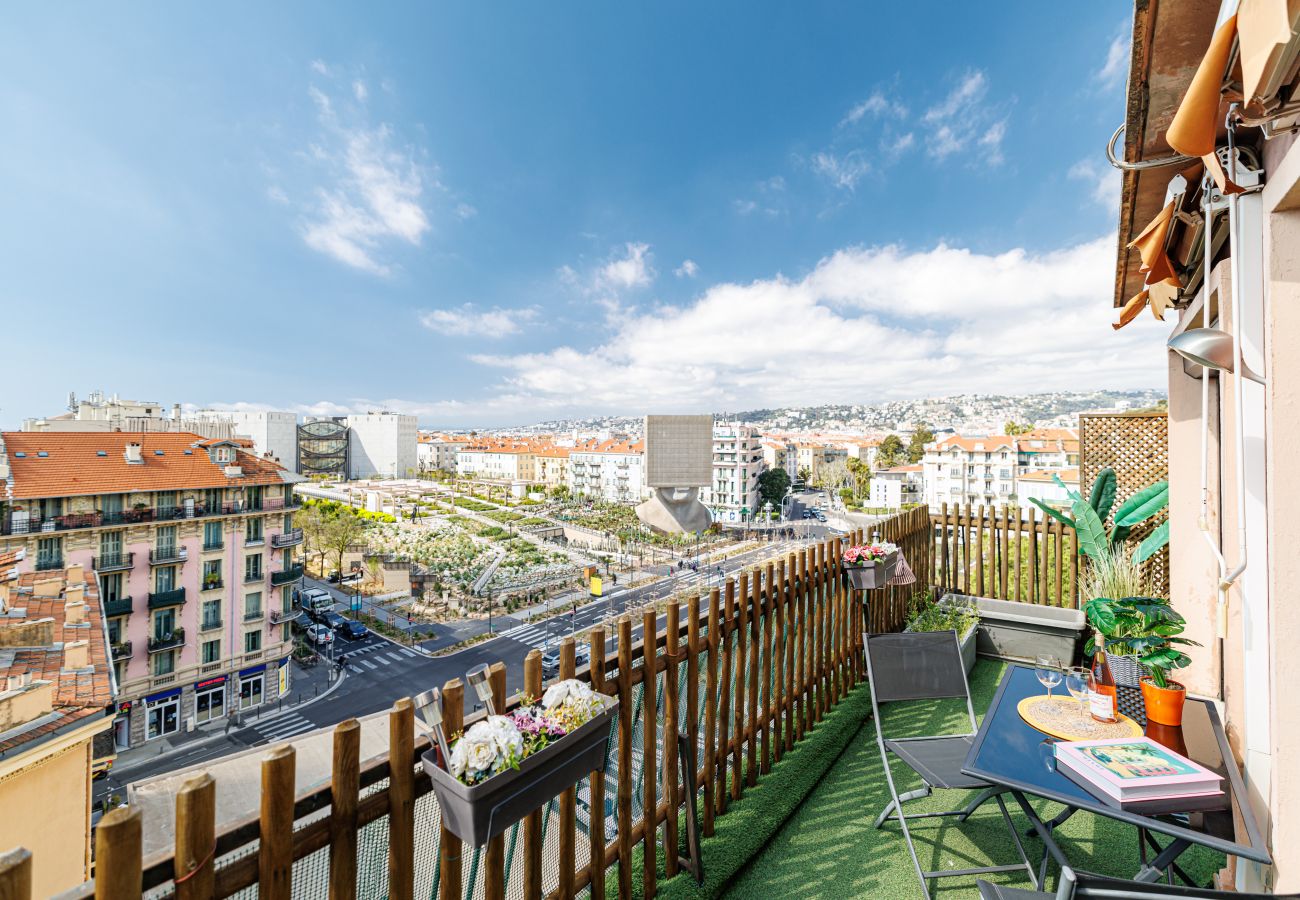 Apartment in Nice - Open Sky Terrace Lage 1 Bdr & Parking