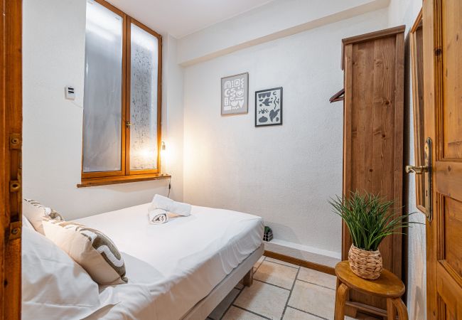 Apartment in Nice - 2 Bdr Heart Old Town Nice Apartment in Nice - 2 Bdr Heart Old Town Nice