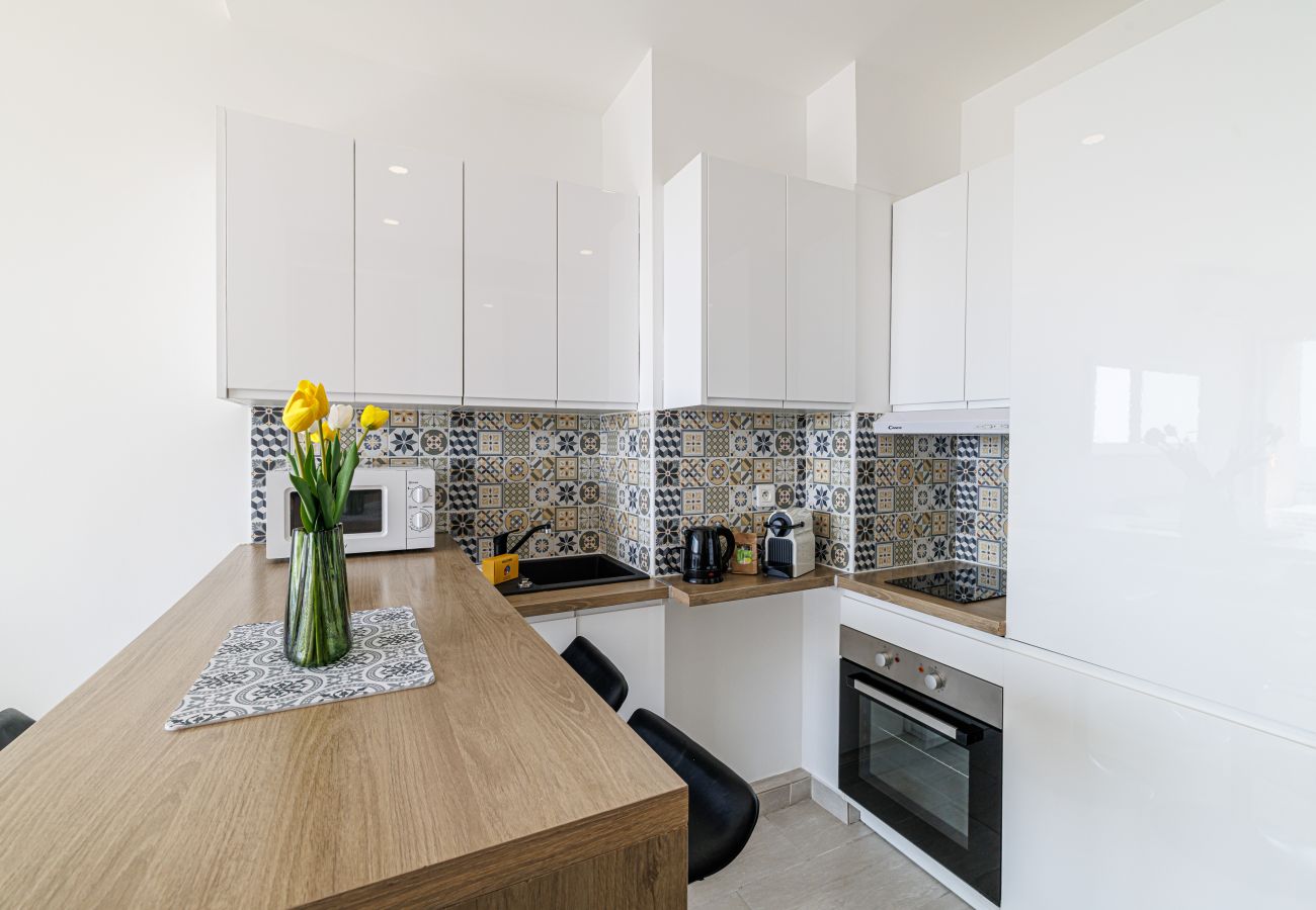 Studio in Nice - Sea View - Lovely Studio Promenade des Anglais