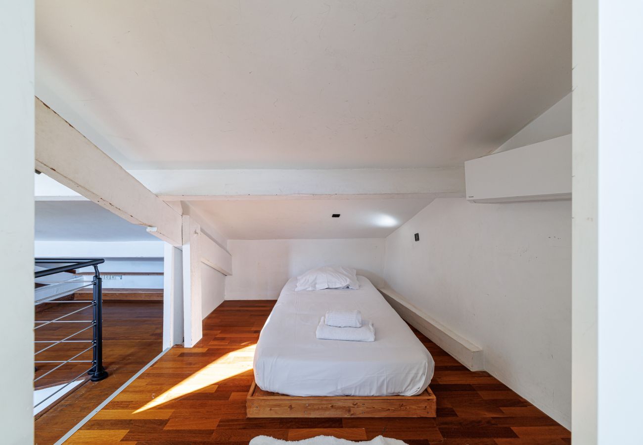 Apartment in Nice - Open View Terrace - Wide 2 Bdr Quiet Area