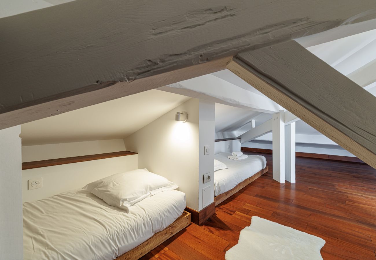 Apartment in Nice - Open View Terrace - Wide 2 Bdr Quiet Area