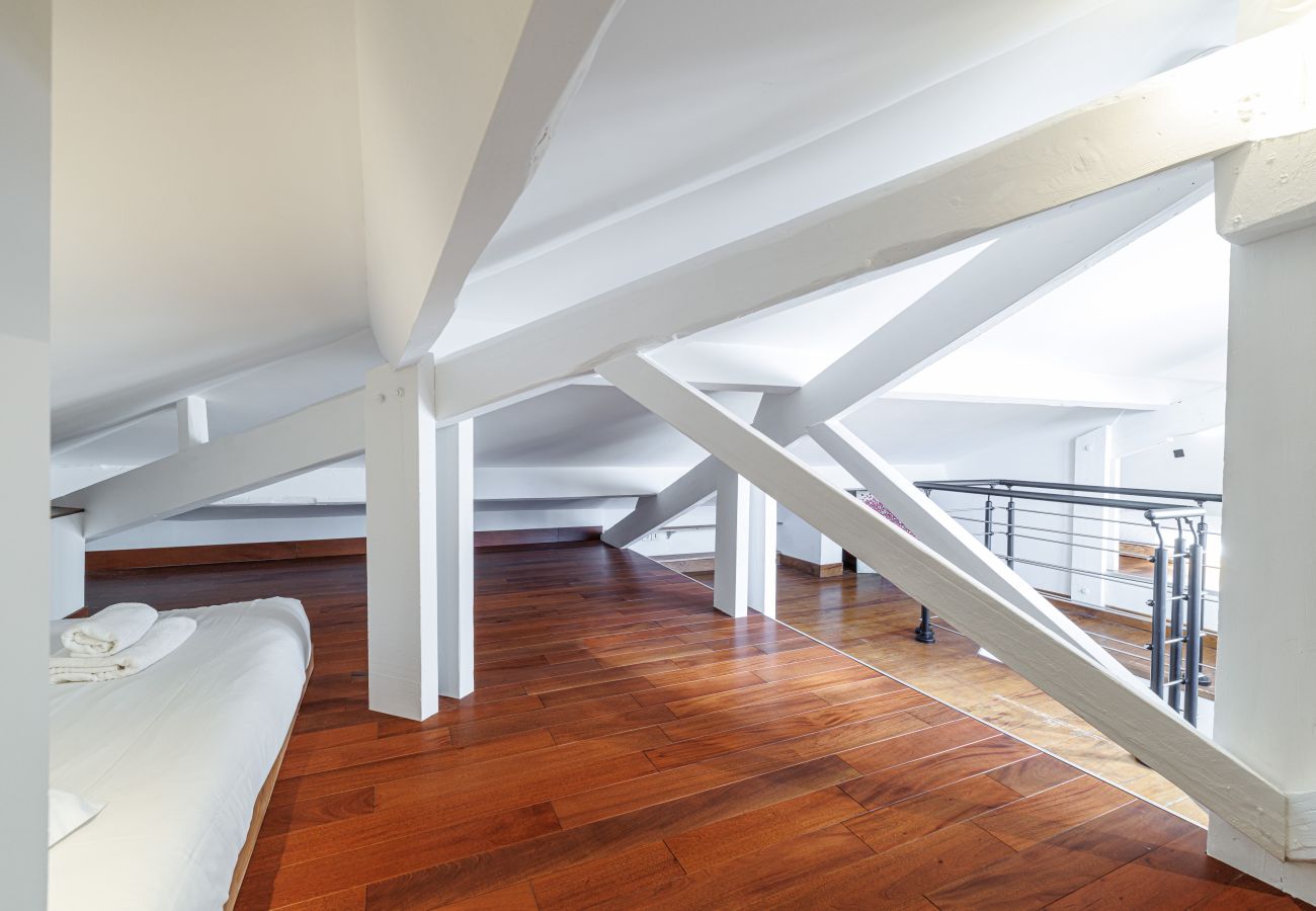 Apartment in Nice - Open View Terrace - Wide 2 Bdr Quiet Area