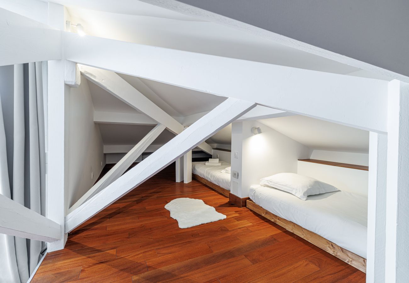 Apartment in Nice - Open View Terrace - Wide 2 Bdr Quiet Area