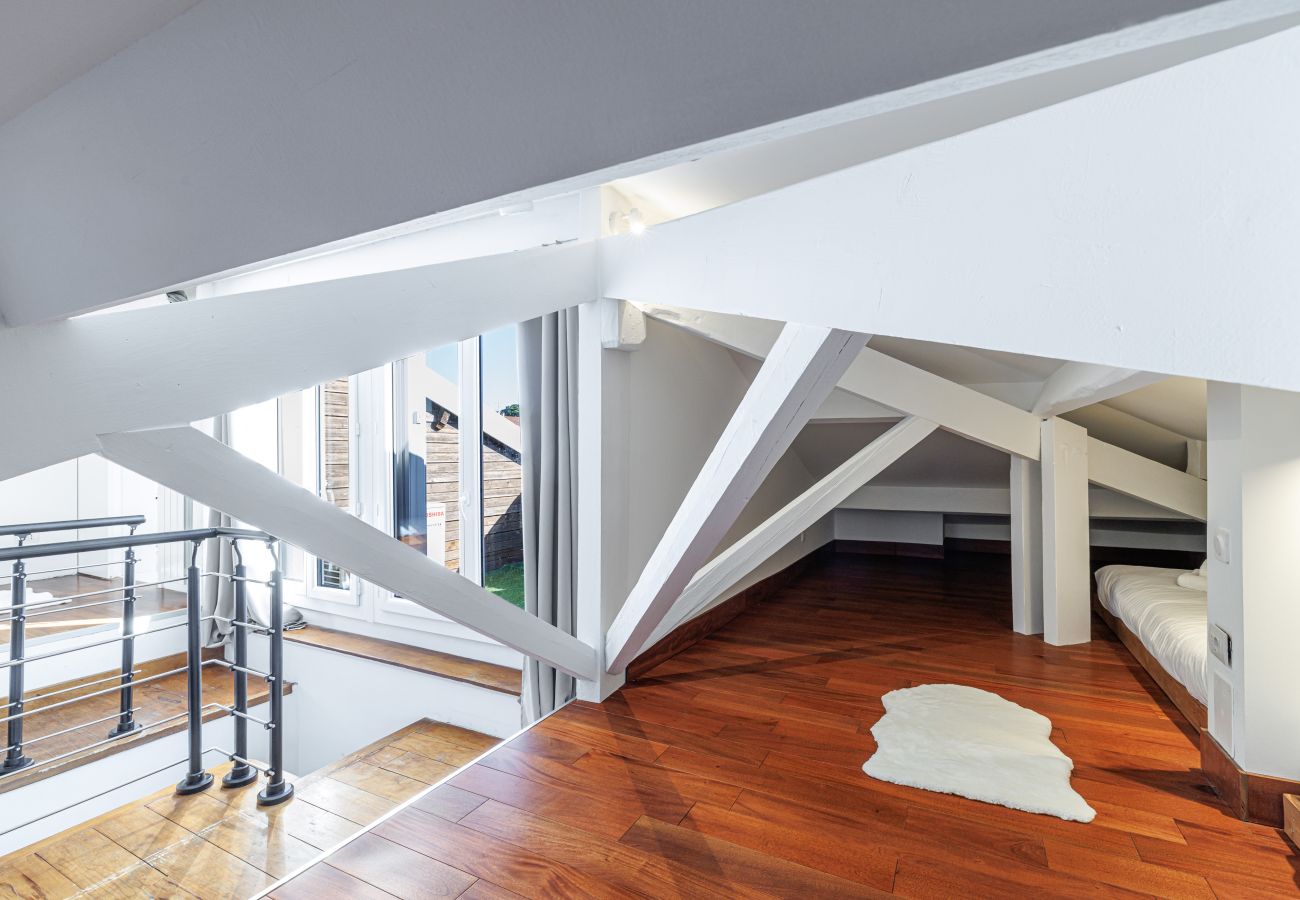 Apartment in Nice - Open View Terrace - Wide 2 Bdr Quiet Area