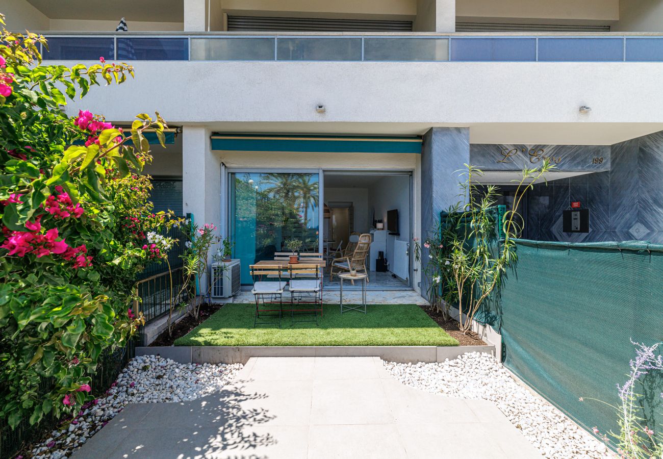 Apartment in Nice - Sea View & Terrace Promenade des Anglais