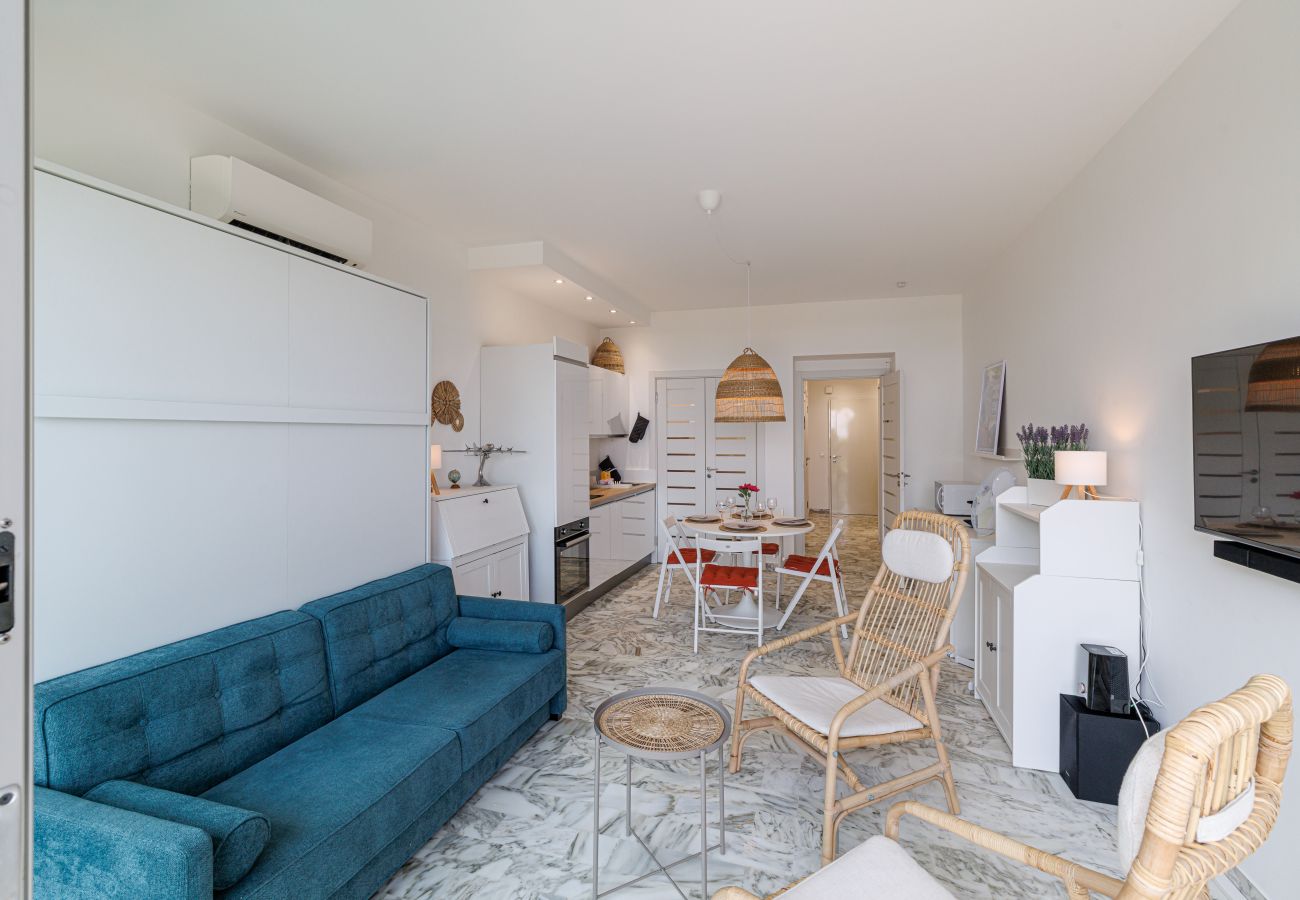 Apartment in Nice - Sea View & Terrace Promenade des Anglais
