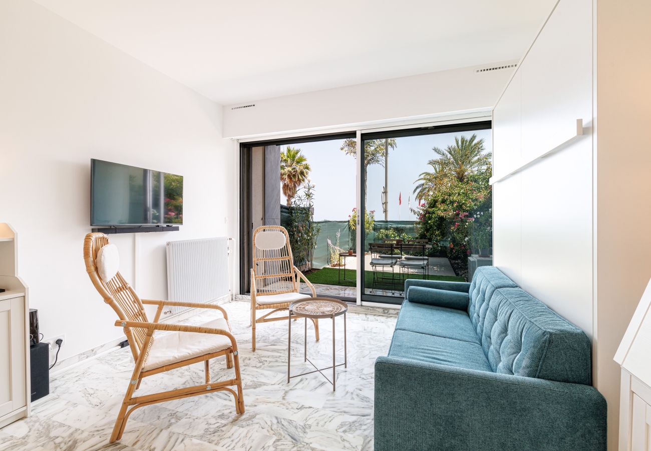 Apartment in Nice - Sea View & Terrace Promenade des Anglais