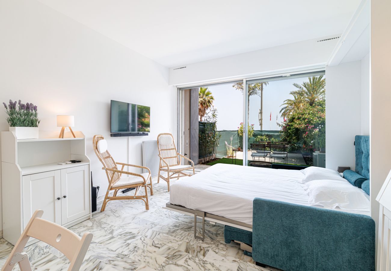 Apartment in Nice - Sea View & Terrace Promenade des Anglais