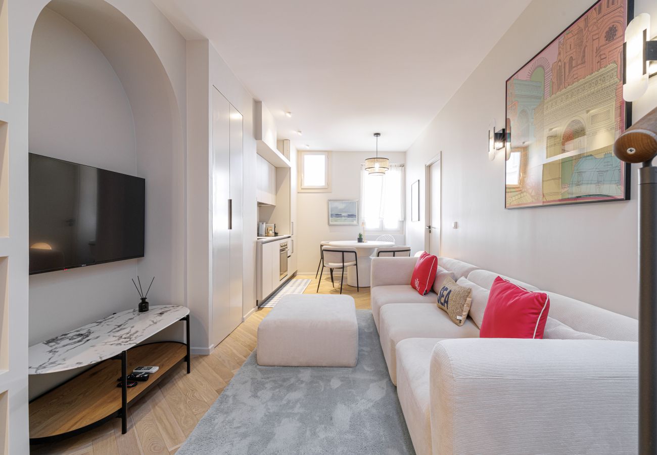 Apartment in Nice - Wide Open Sky Terrace 1 Bdr
