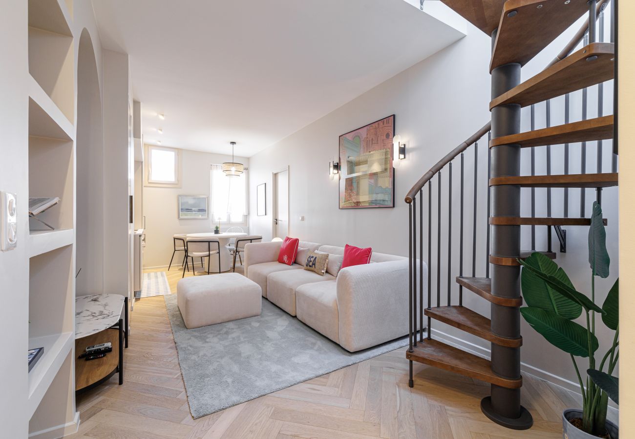 Apartment in Nice - Wide Open Sky Terrace 1 Bdr