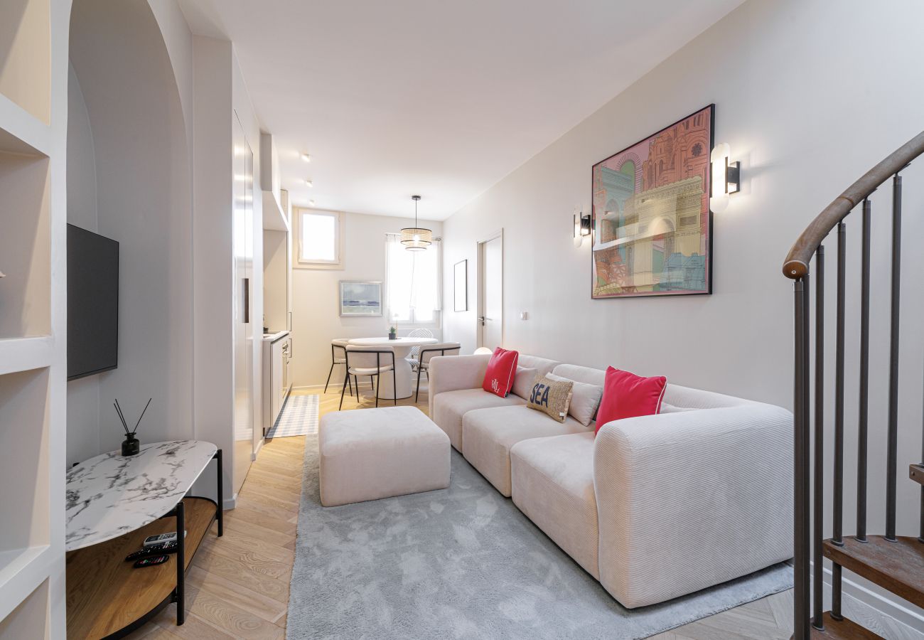 Apartment in Nice - Wide Open Sky Terrace 1 Bdr
