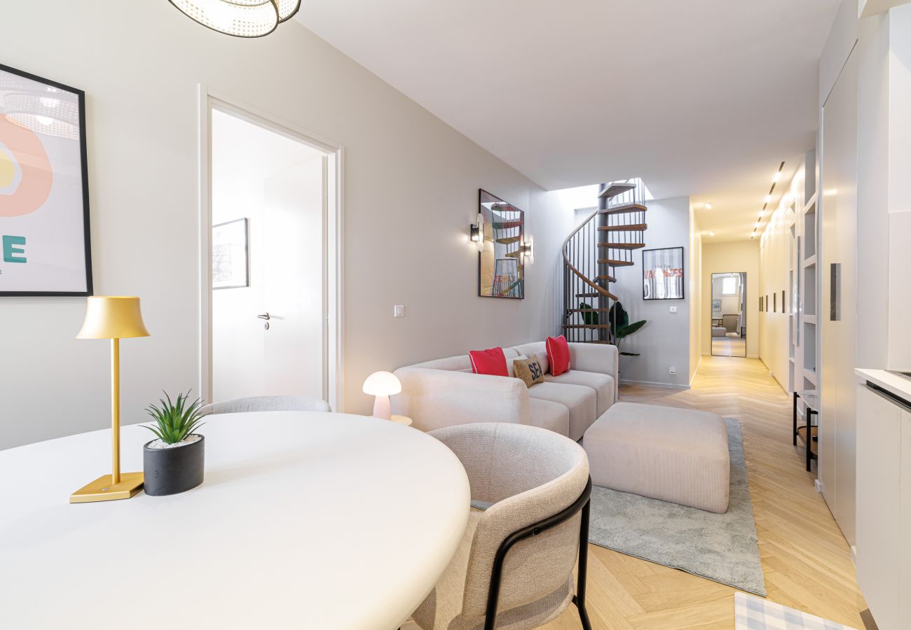 Apartment in Nice - Wide Open Sky Terrace 1 Bdr