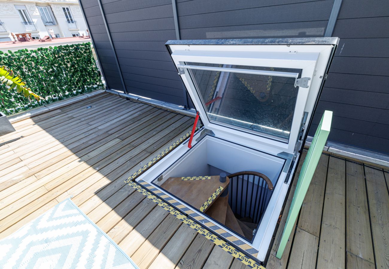 Apartment in Nice - Wide Open Sky Terrace 1 Bdr