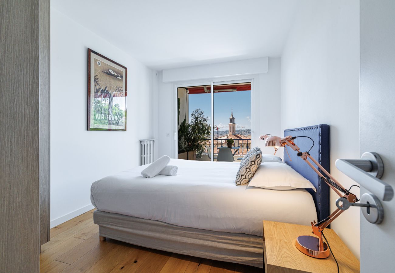 Apartment in Nice - Quiet & Open View - 1 Bdr Large Terrace