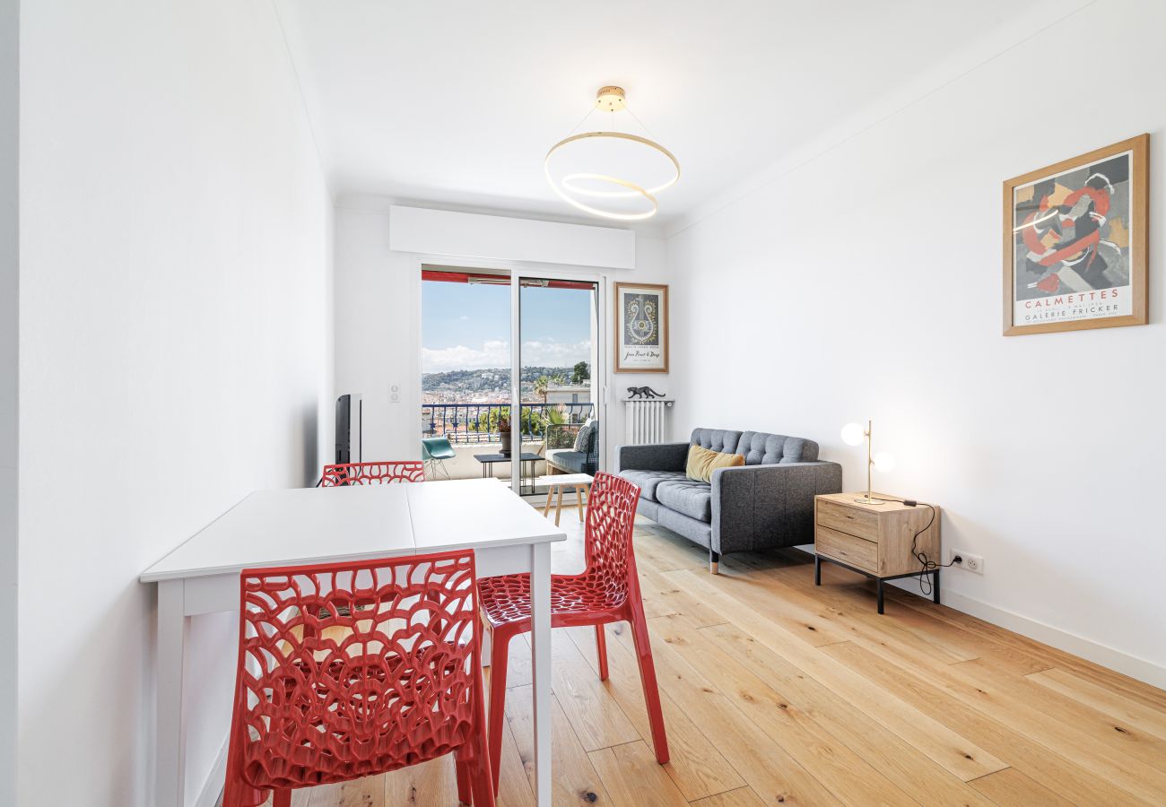 Apartment in Nice - Quiet & Open View - 1 Bdr Large Terrace