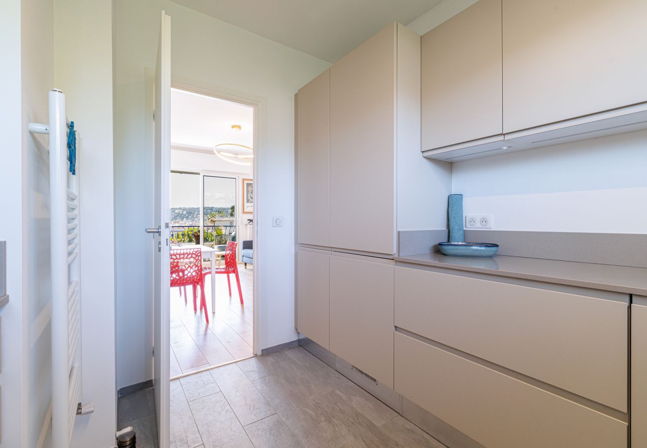 Apartment in Nice - Quiet & Open View - 1 Bdr Large Terrace