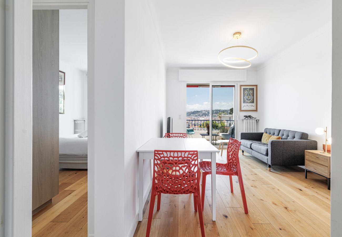 Apartment in Nice - Quiet & Open View - 1 Bdr Large Terrace