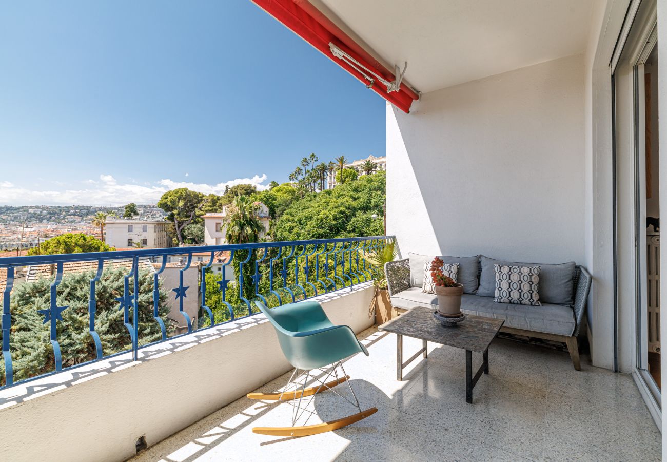 Apartment in Nice - Quiet & Open View - 1 Bdr Large Terrace