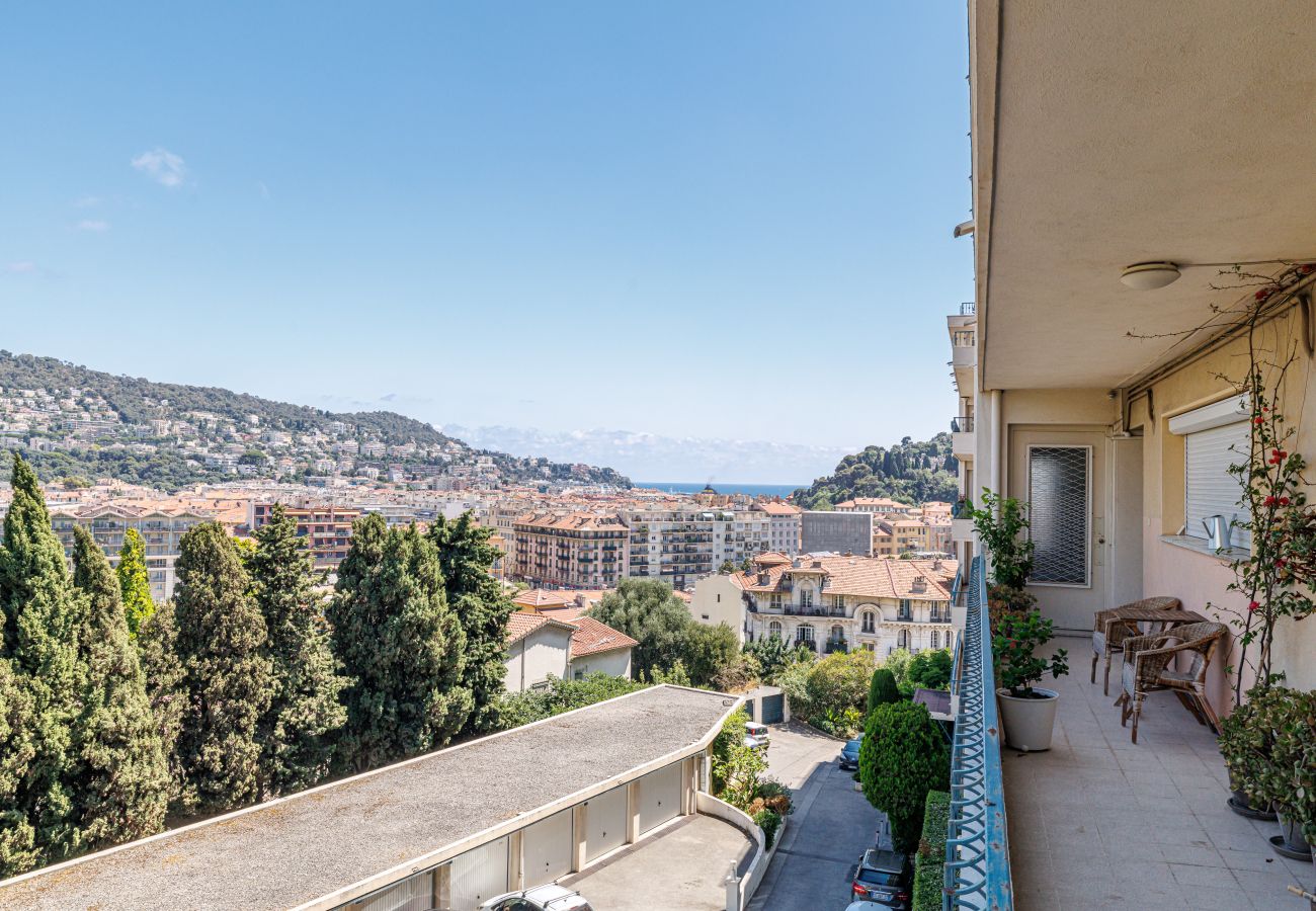 Apartment in Nice - Quiet & Open View - 1 Bdr Large Terrace