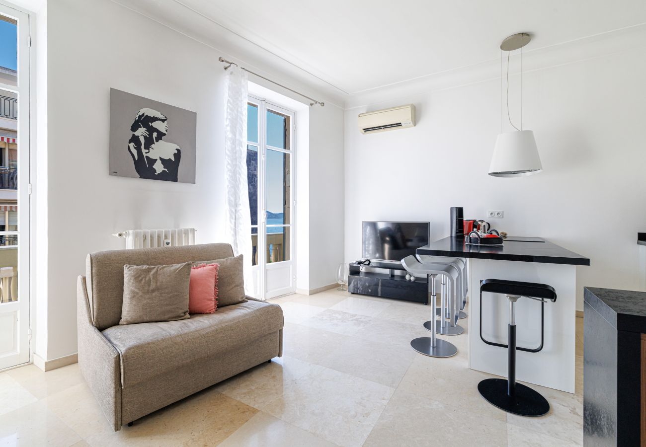 Apartment in Nice - Pretty 1 Bdr by the Sea
