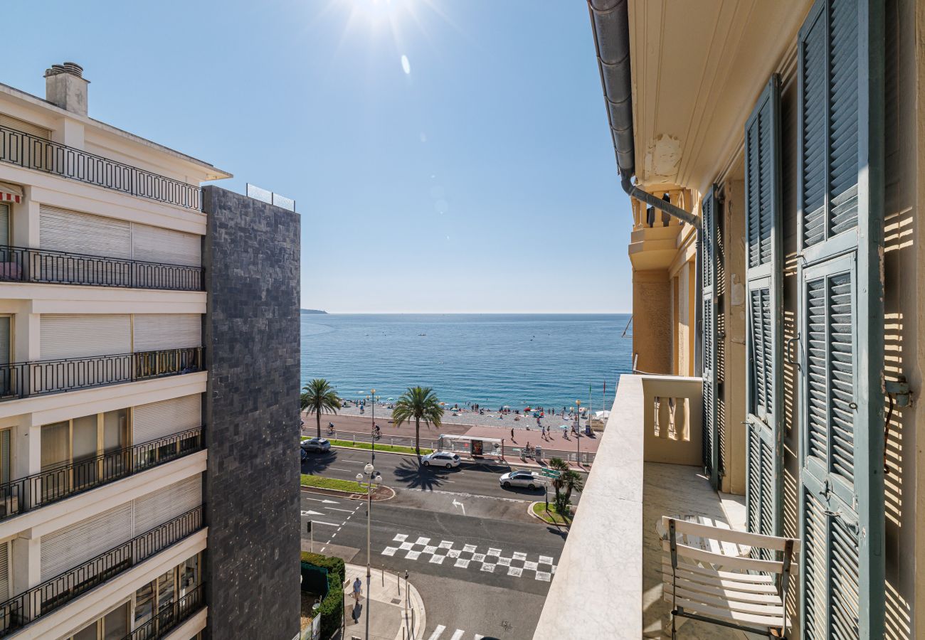 Apartment in Nice - Pretty 1 Bdr by the Sea